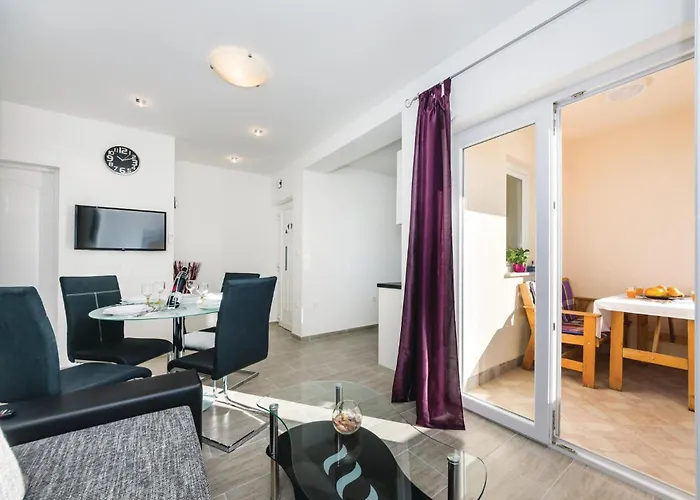 Two-bedroom In Maslenica