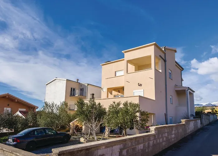 Two-bedroom In Lejlighed